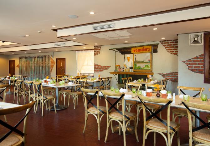 river moei coffee shop