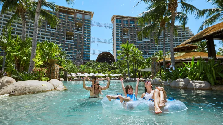 Family lifestyle at Centara Grand Mirage Pattaya