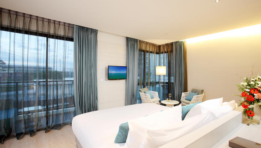 Centara Life Premium