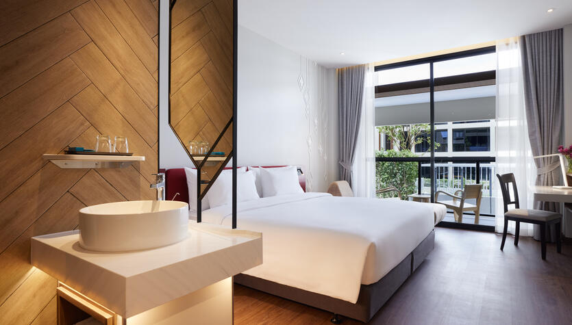 Centara Life Hotel Bangkok Phra Nakhon