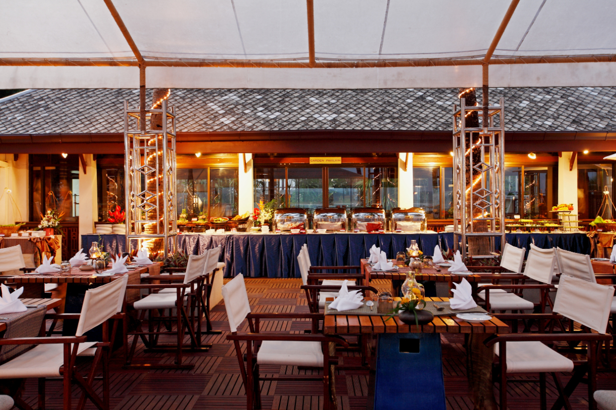 Reef Cafe at Centara Villas Samui