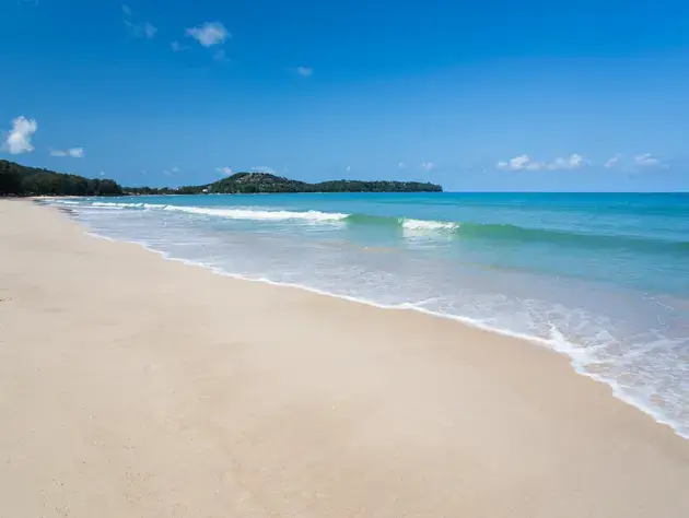 The five best beaches for surfing in Phuket