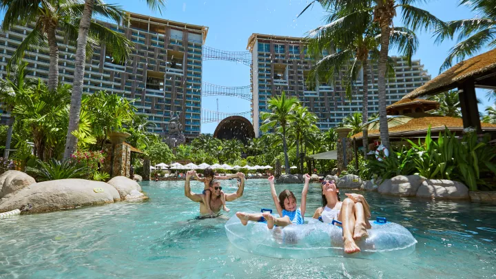 Mode de vie familial au Centara Grand Mirage Pattaya