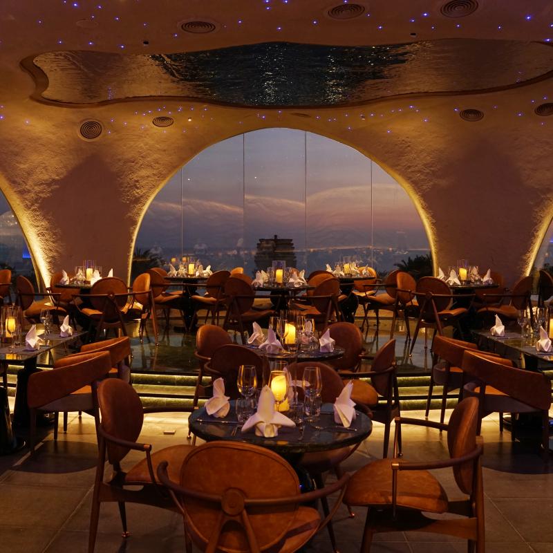 waterfall dining