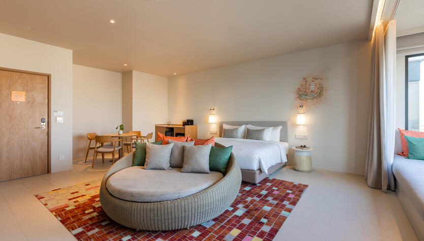 CAY Executive Suite room 1