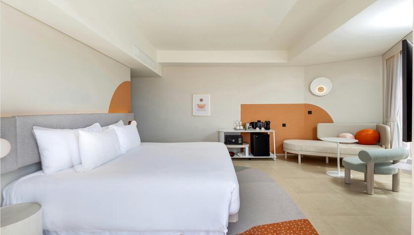 CKR Deluxe Spa Suite Ocean View 6