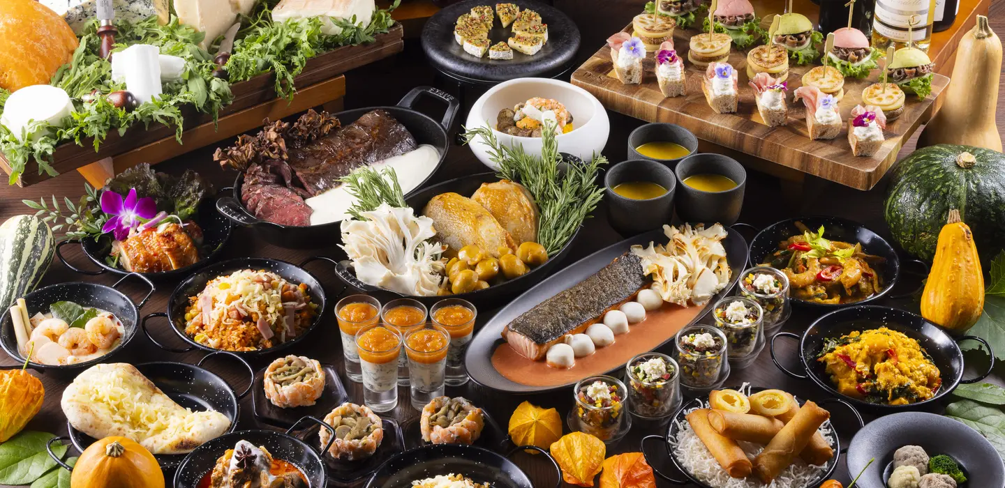 Autumn Lunch & Sweets Buffet
