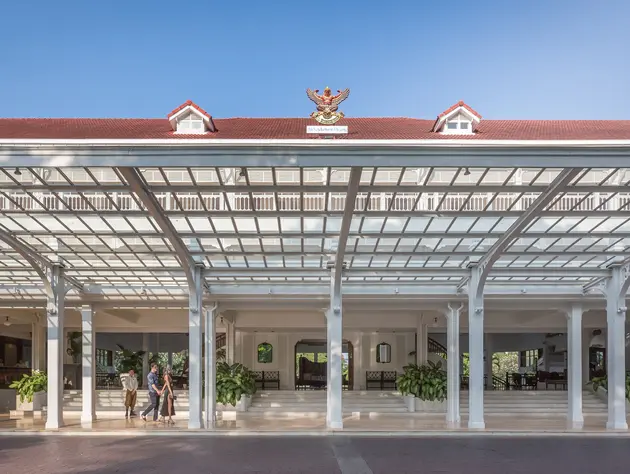 Discover the timeless charms of one of Asia’s best heritage hotels: Centara Grand Beach Resort & Villas Hua Hin 
