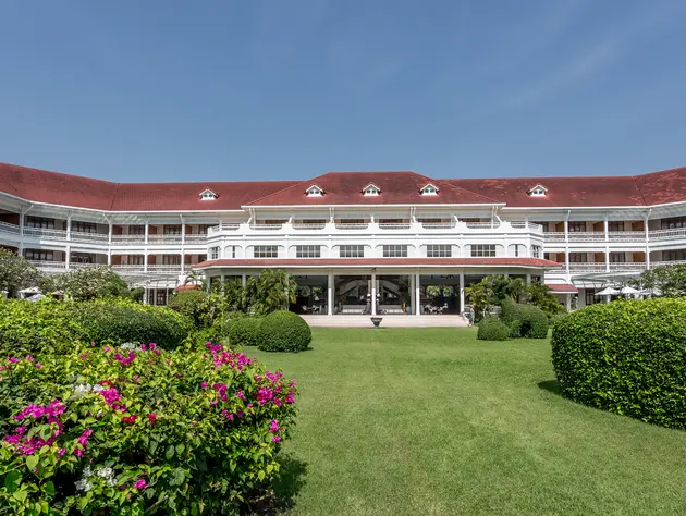 Discover the timeless charms of one of Asia’s best heritage hotels: Centara Grand Beach Resort & Villas Hua Hin 