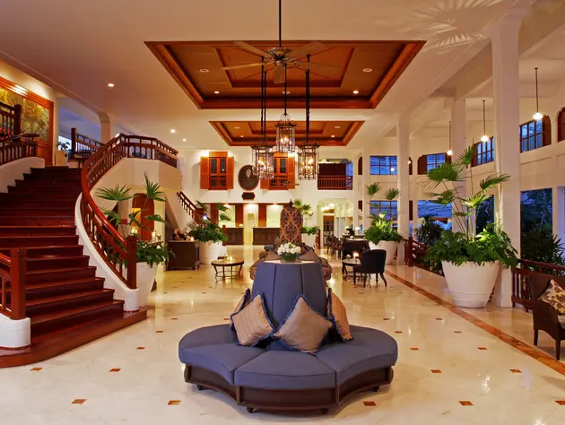 Discover the timeless charms of one of Asia’s best heritage hotels: Centara Grand Beach Resort & Villas Hua Hin 