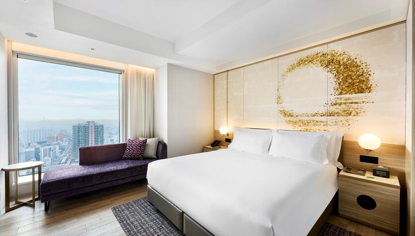 Suite - Miyabi Club Floor at Centara Grand Hotel Osaka_1