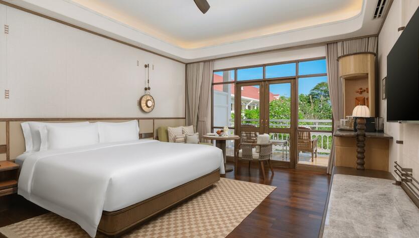 CHBR Deluxe Room 