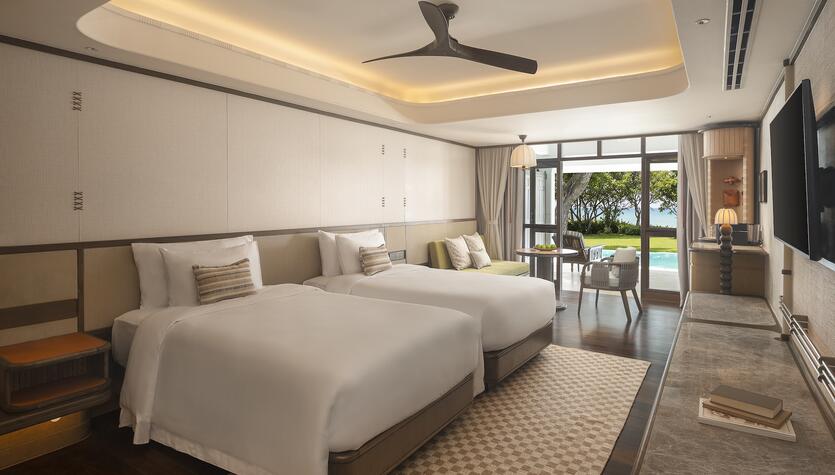 Premium Deluxe Club Pool Access Twin