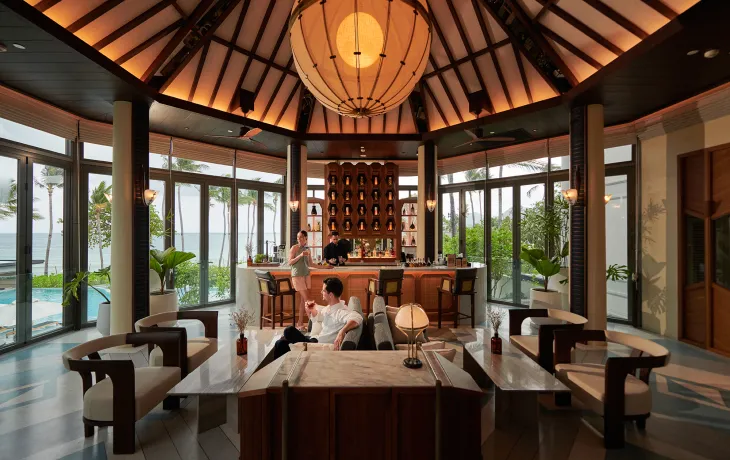 Experience luxury and style at Centara Reserve Samui with this guide to 5 essential items to bring with you. From the best pair of stylish shades to protect your eyes from the sun, to swimwear, books and accessories. Whether you're lounging by the pool, dining at the resort's chic beachfront restaurant, or exploring the island, these items will help you look and feel your best while you're living it up in Samui.