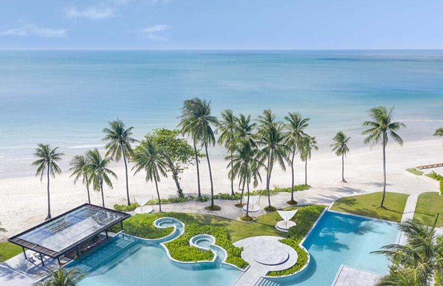 Centara with Travel Lover 