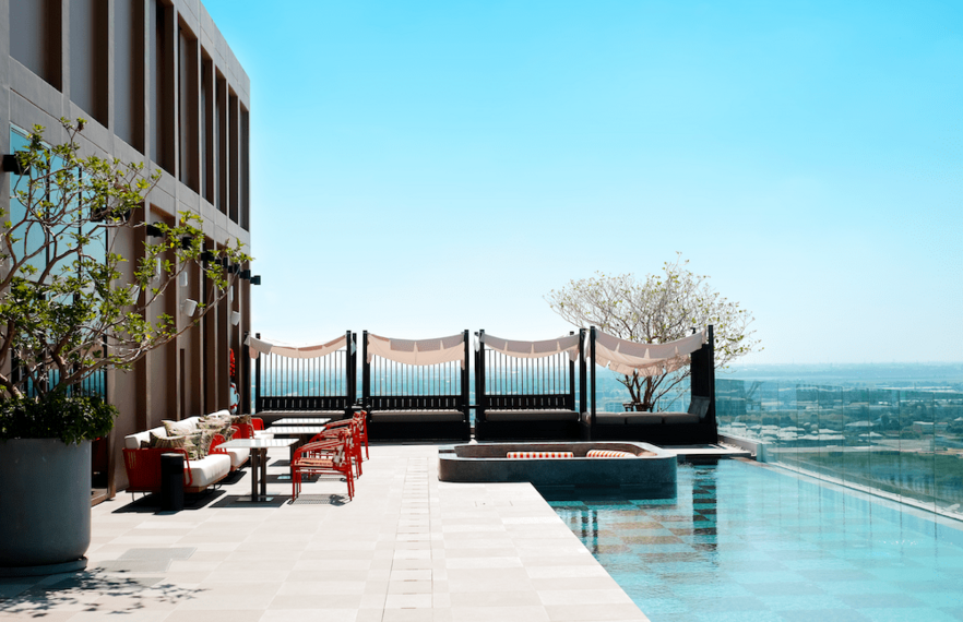 cay rooftop