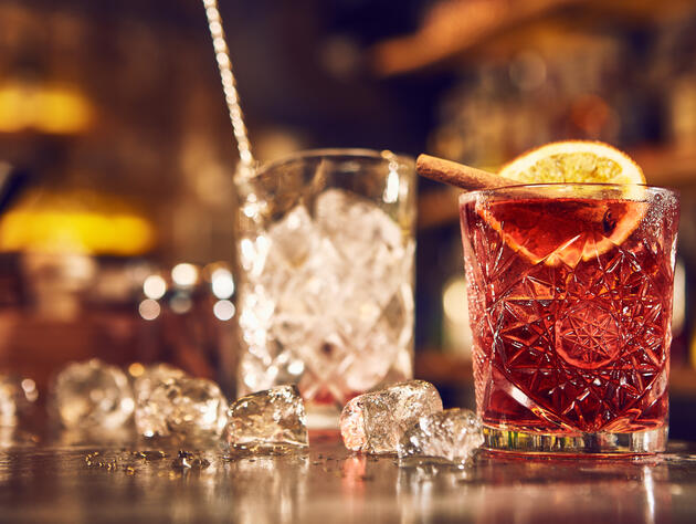  A guide to luxury nightclubs.
