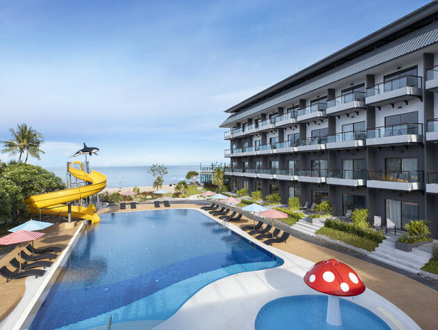 Centra by Centara Cha-Am Beach Resort Hua Hin Swimming pool