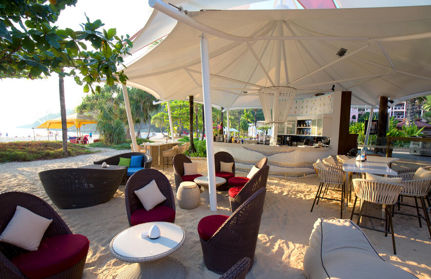 A guide to the best restaurants for lobster in Phuket