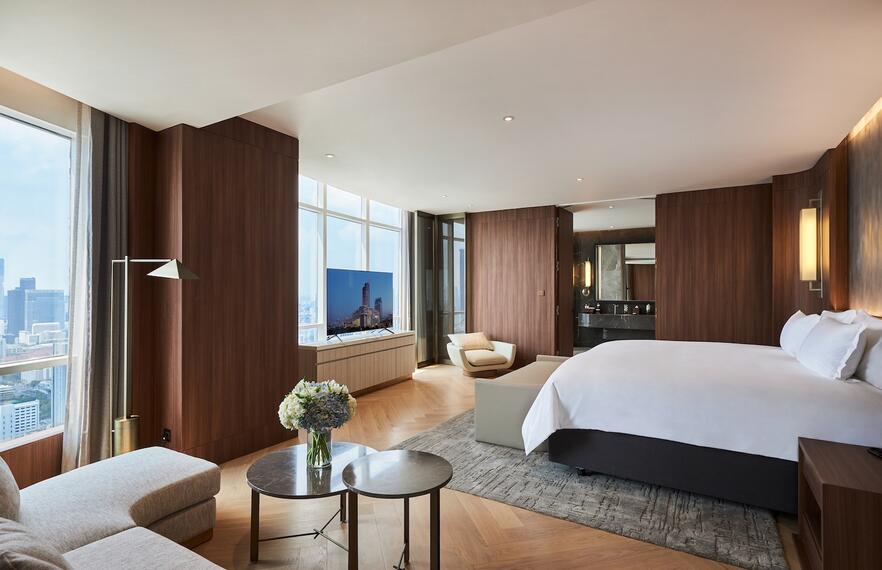 cgcw royal suite