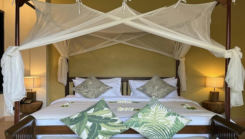 ssa tropical villa